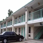 Scottish Inns & Suites East Tidwell