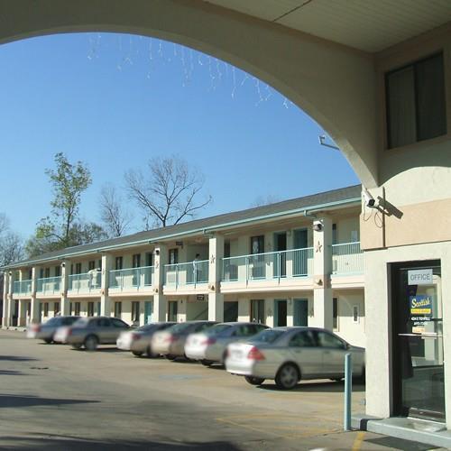 Otel Scottish & East Tidwell